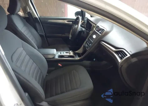 2019 Ford Fusion Hybrid Se из США, поврежденный, VIN 3FA6P0LU1KR240431